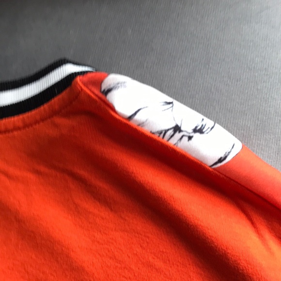 t-shirt - Picture 3 of 3